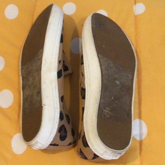 Old navy slip on animal print low top sneakers , 7. - Picture 6 of 6